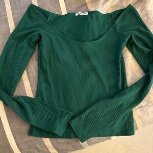 NWOT Reformation shoulder bearing top